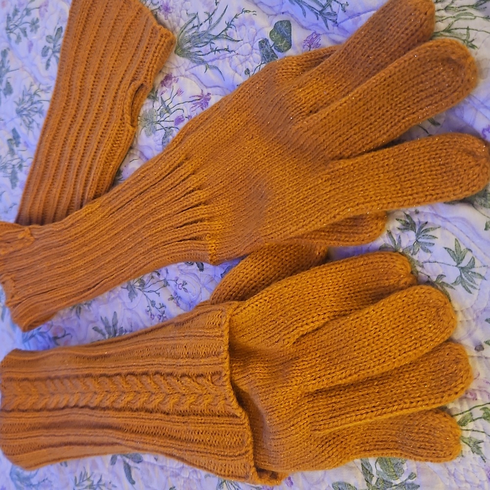 Charlie Paige Orange Knit Gloves